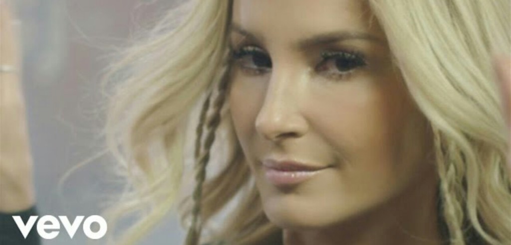 Cláudia Leitte Em Dobro