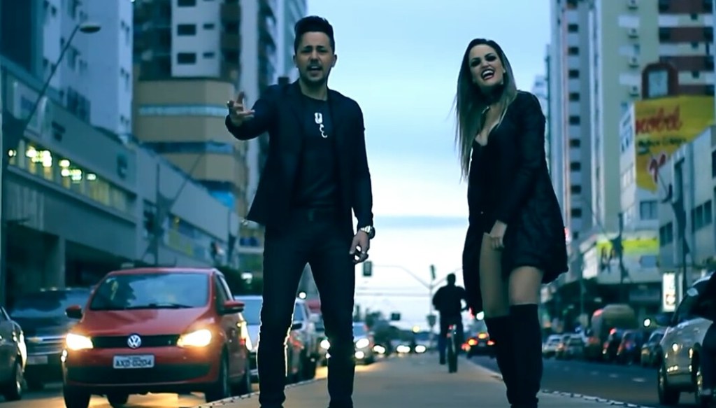 Adson e Alana – Caminhão De&nbsp;Mudança