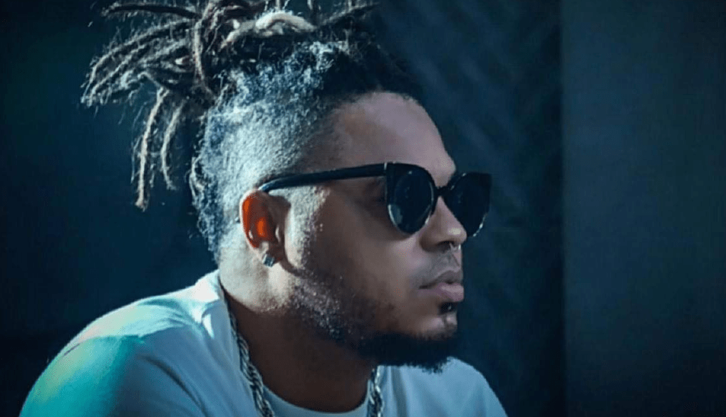 Oscar Tintel e Universal Music