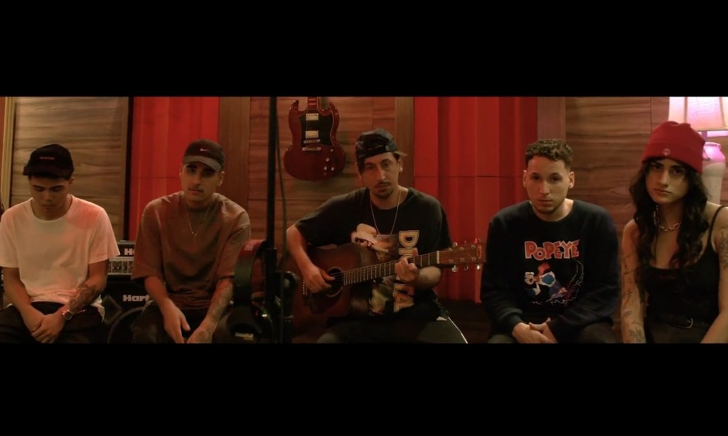 “Sad – Mesmo Lugar”