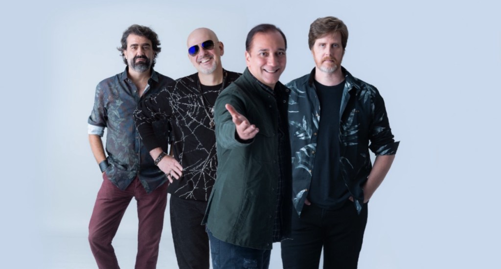 Lançamento – Através dos Tempos