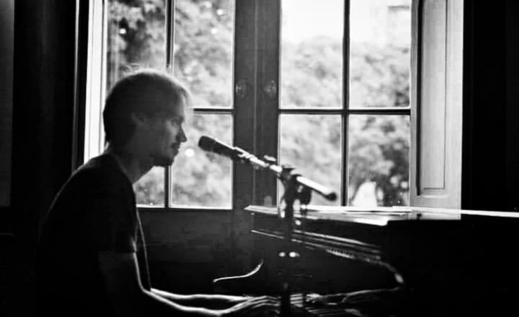 Me Gusta Entrevista : Elian&nbsp;Woidello