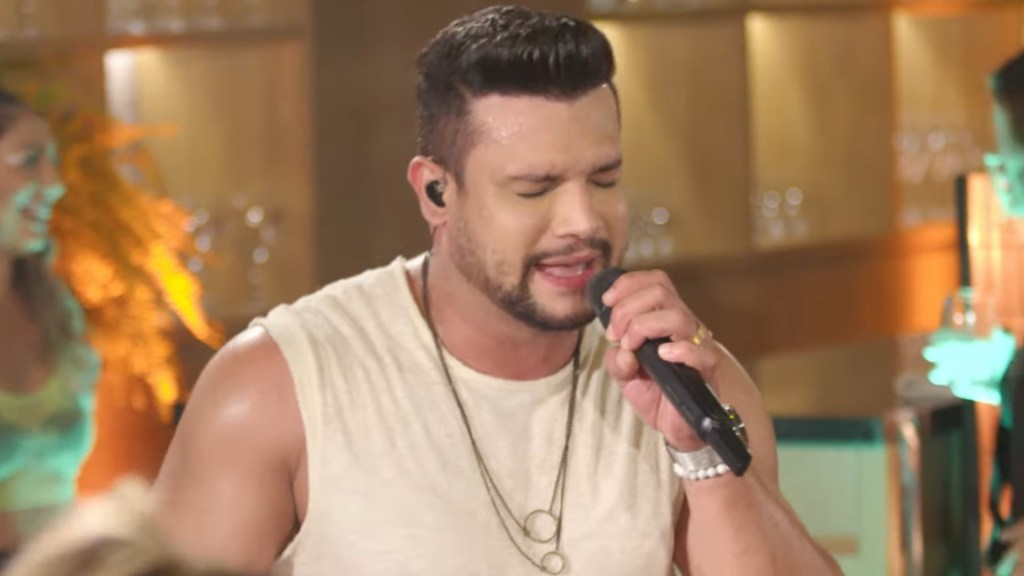 Cuidando De Longe / Mente Pra Mim