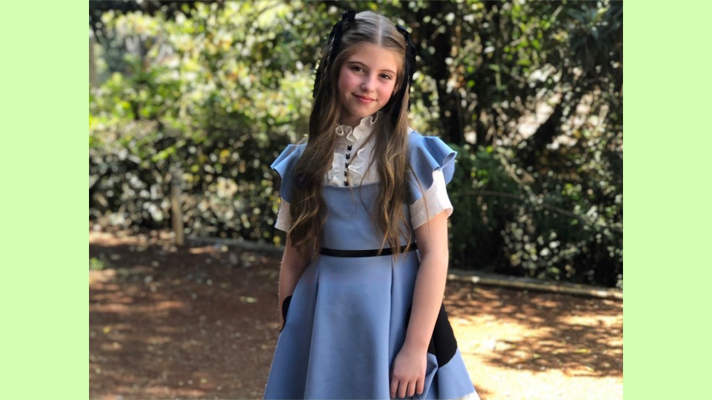 Lorena Queiroz – Alice No Mundo Da&nbsp;Internet