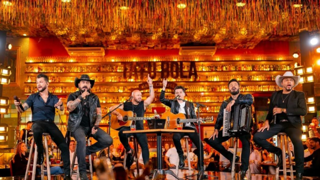 Sucesso De “A Base De&nbsp;Álcool”